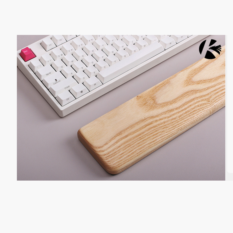 Poggiapolsi in legno massello  - Gaming Keyboard Ergonomics recensione e prezzo